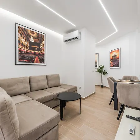 Gallery Apartments By Kondo Stays Tirana Exterior photo